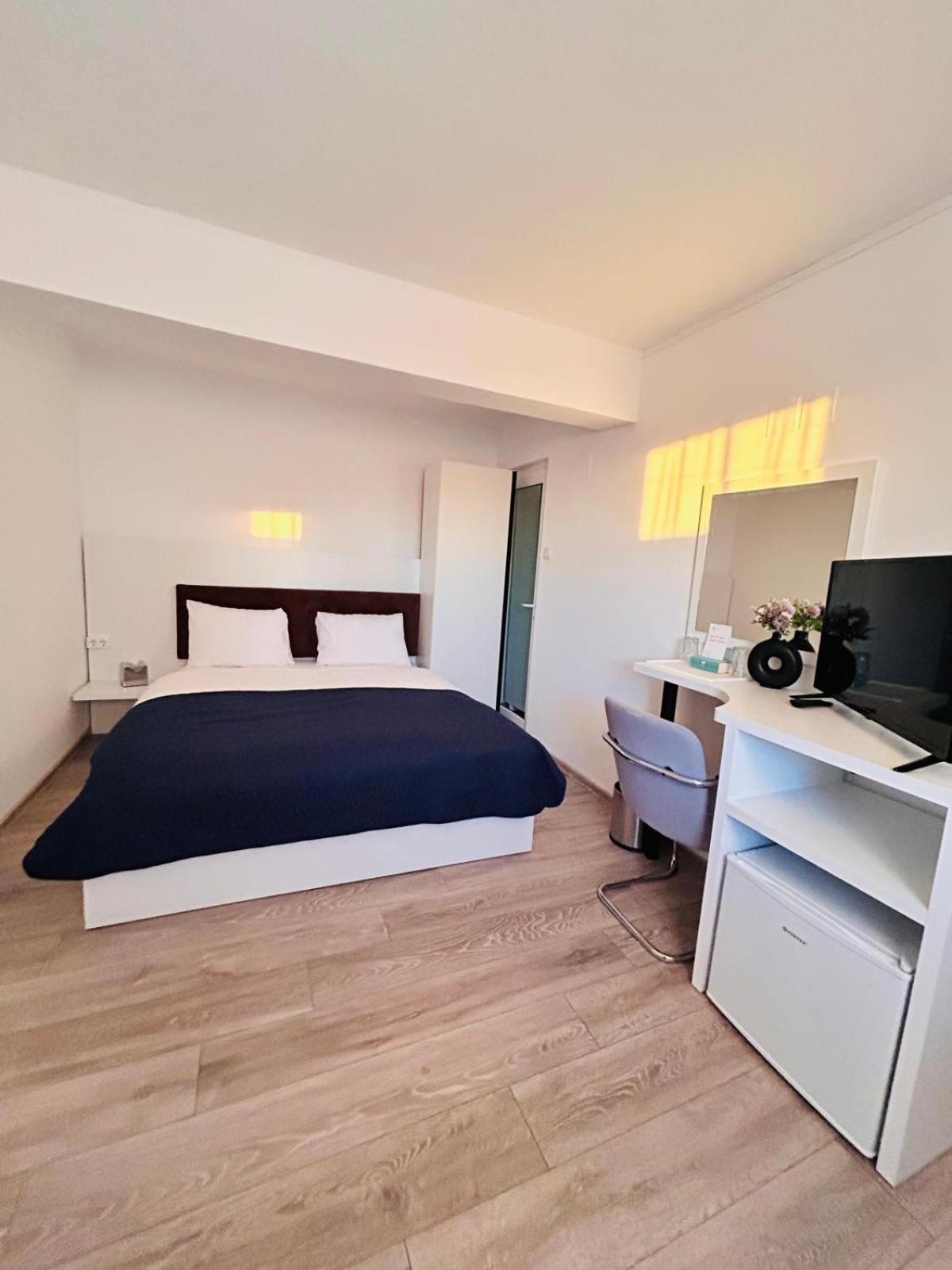 Casa Irina 2Mai Hotel 2 Mai Bagian luar foto